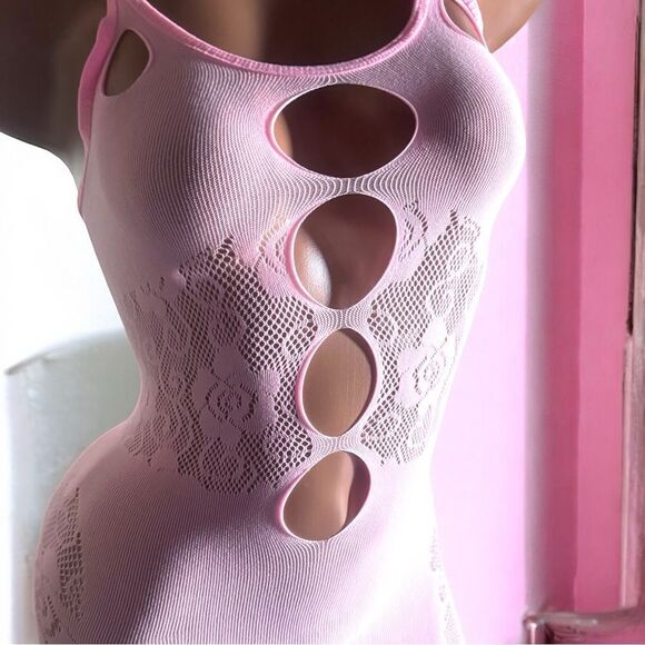 Baby Pink Cut Out Top, Intimate, Slip l Floral Lace Design l OS l New - Picture 7 of 7